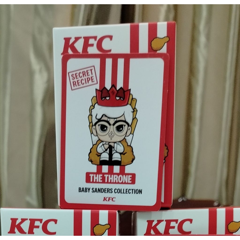 Baby Sanders KFC Collection กล่องสุ่มผู้พัน กล่องสุ่มKFC The Throne Secret - Student