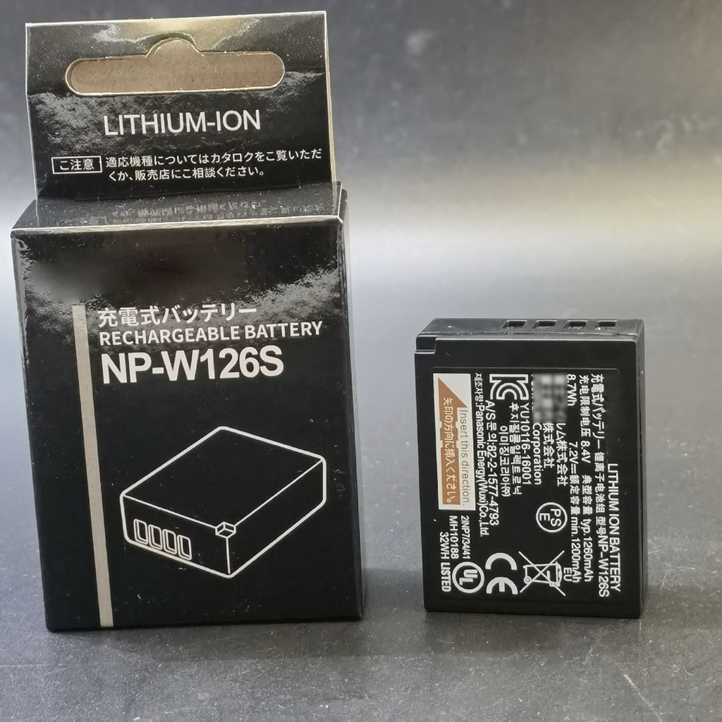 ของเทียบ Battery Fujifilm NP-W126S พร้อมกล่อง Fuji ชาร์จUSBได้XE5 XM5  X-T20 / X-T10 / X-T200 / X-T1