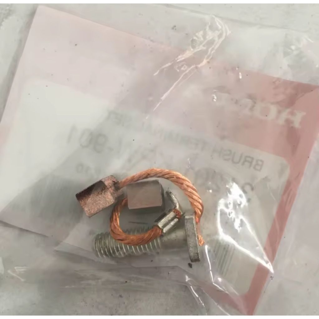 ถ่านมอเตอร์สตาร์ท แปรงถ่าน Wave125S, R, X เวฟบังลม Wave125i ปลาวาฬ Dream125 แท้ศูนย์ 31201-KPW-901