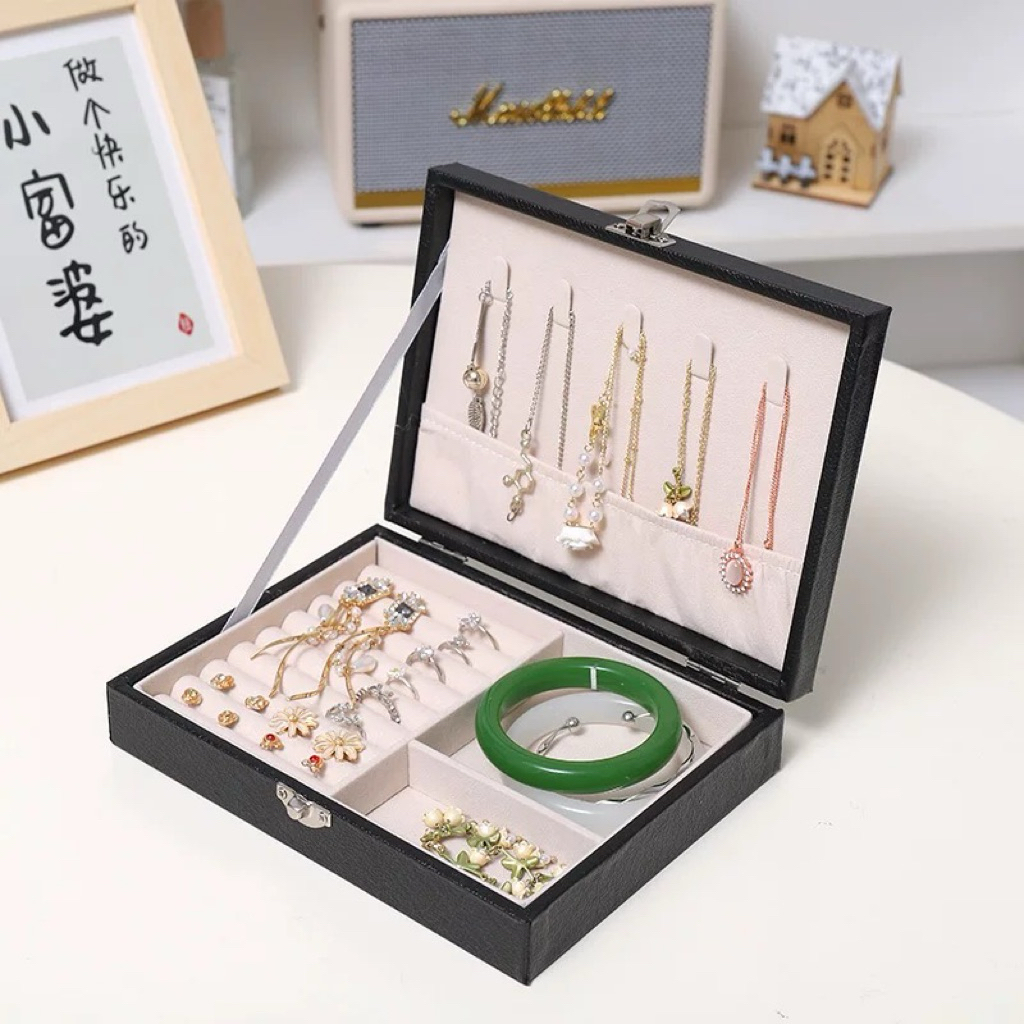 ❤️ใหม่❤️กล่องเก็บเครื่องประดับ 1 ชั้น มี 3 ช่อง สินค้าพร้อมส่งจากไทย
