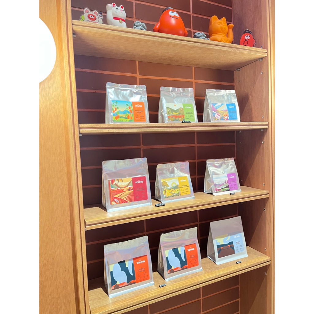 We Are Young | 7 Days Specialty Coffee Beans | เมล็ดกาแฟพิเศษ 7 วัน 7 สไตล์ (Single Origin & Light R