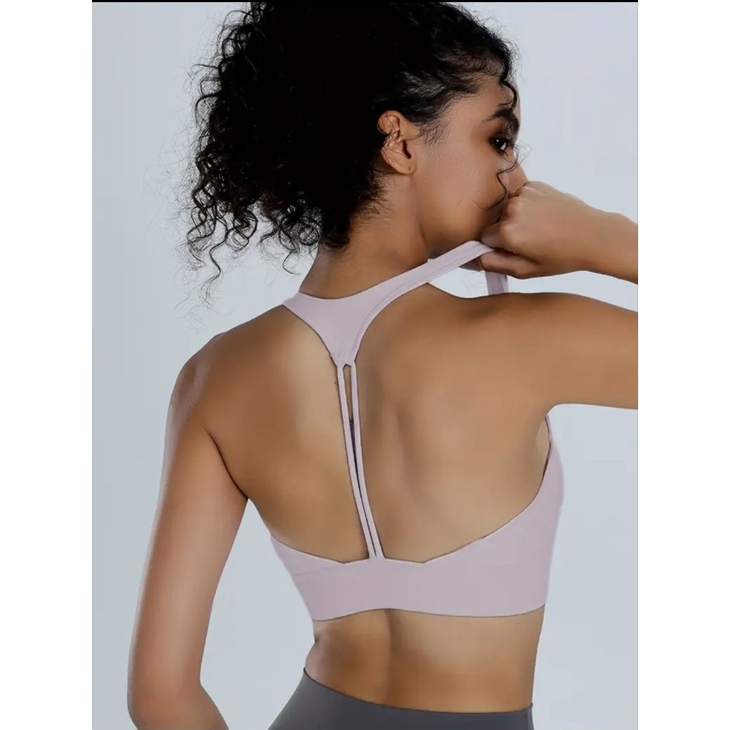 Sport Bra สี lavender + กระโปรงกางเกงขาสั้น White มีกระเป๋า Size S เอว 24-25 สะโพก 33-34