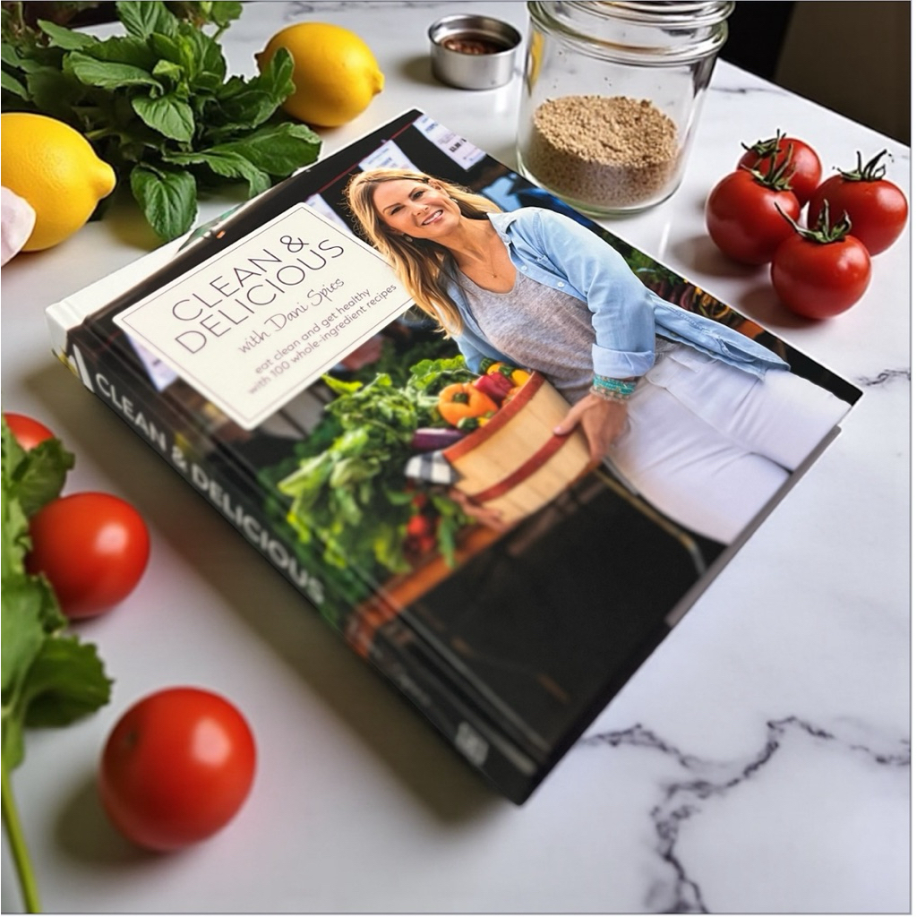 หนังสือภาษาอังกฤษพร้อมส่ง Clean & Delicious R5