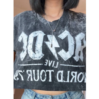 เสื้อครอปผ้าฟอกวินเทจ รายวงเท่ๆ อก36-40 ยาว16 มีให้เลือกหลายรายนะคะ ผ้านิ่มใส่สบาย