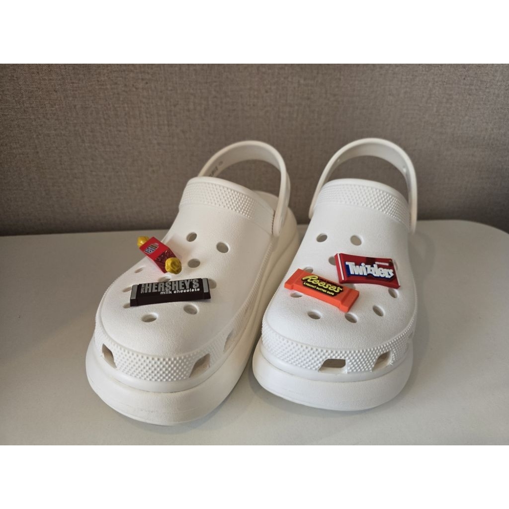 Fitflop UK8 ใส่ 1 ครั้ง /CROCS M7 W9 ใส่ 1 ครั้ง