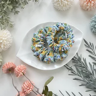 Lamoonist scrunchies • Buttercup