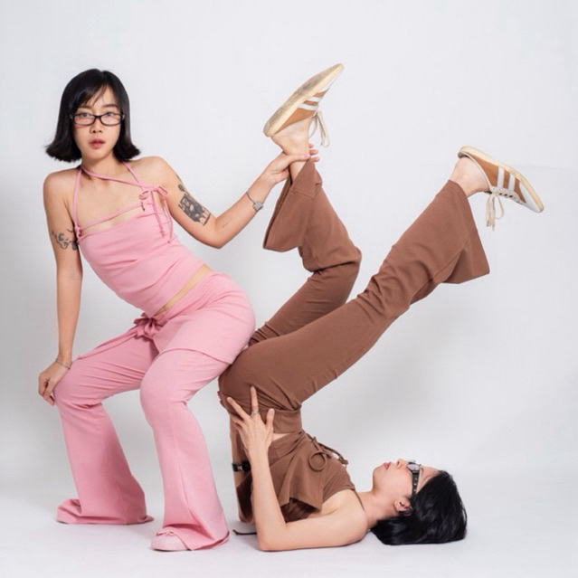 A2H GATHER ROUND  | Switch & Sweet กางเกงขาม้าพร้อมกระโปรง