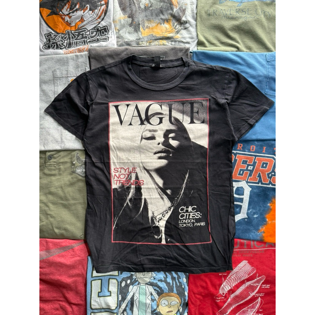 เสื้อยืดมือสอง VAGUE