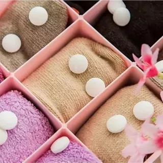 ลูกเหม็นในครัวเรือน Camphor ball ดับกลิ่นในโถปัสสาวะใช้ดับกลิ่นป้องกันแมลง ลูกเหม็น ไล่ยุง ลูกเหม็นไล่หนู ไล่แมลงสาบ