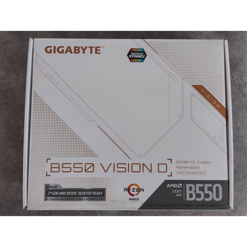 กล่องเปล่า Gigabyte B550 Vision D