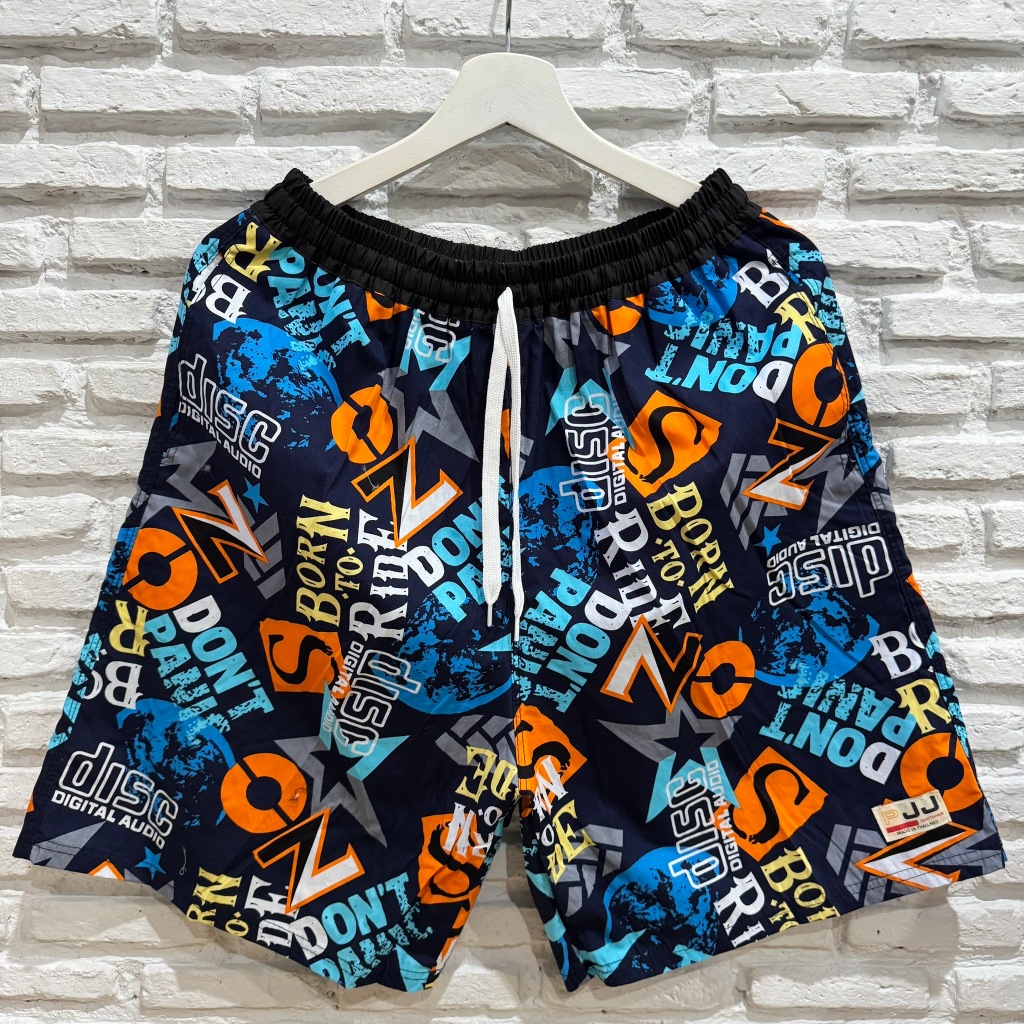กางเกงเจเจแท้ กางเกงขาสั้นไซส์ M/L/XL ลาย"Born Star" ผ้านิ่มหนา ใส่สบาย ได้ชายหญิง มีกระเป๋า2ข้าง