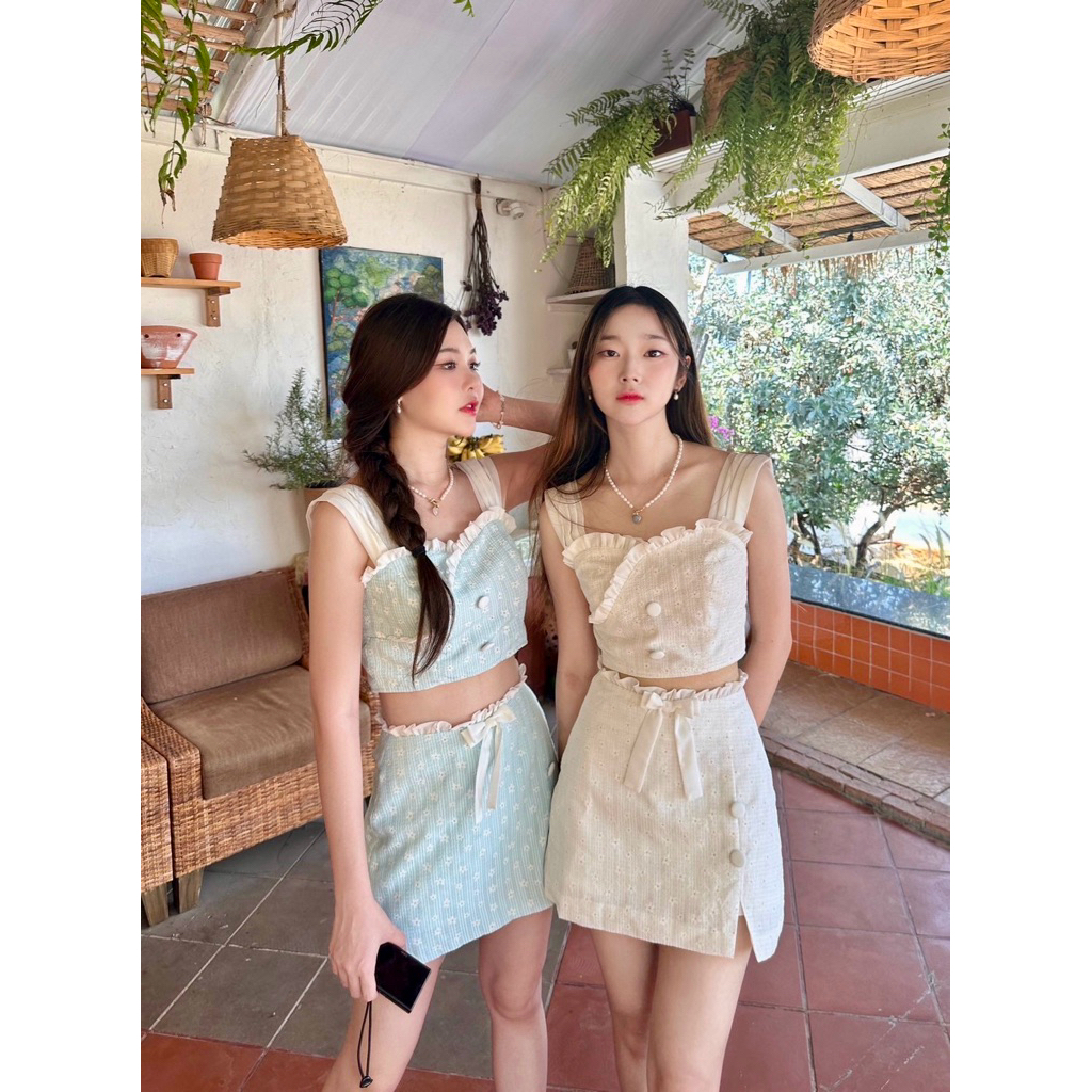 Girlonclouds Ella   set ⛅️ (แยกไซส์เสื้อ/กป ได้ค่ะ) ชุดเซ็ตน่ารัก เสื้อครอป กระโปรงมีกางเกงซับใน