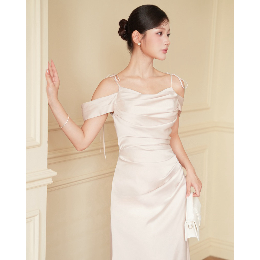 ชุดราตรี ชุดเดรสออกงาน | Capheny : Mina Draped Off-Shoulder Dress