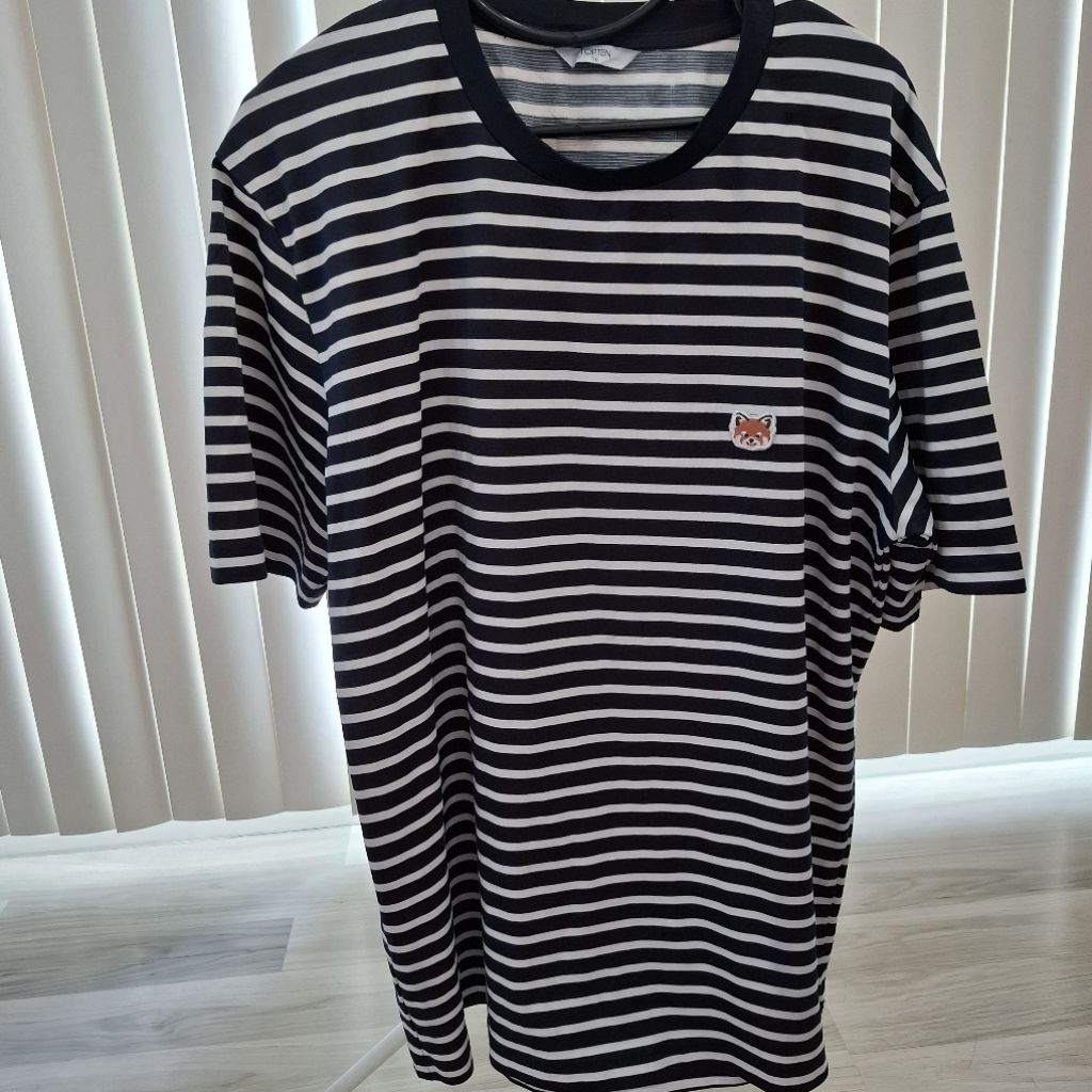 เสื้อยืดเเขนสั้น Topten