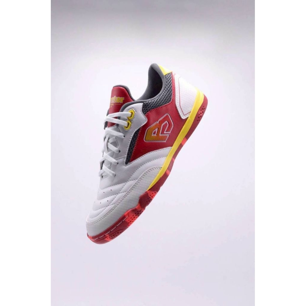 Breaker (เบรคเกอร์) รองเท้าฟุตซอล Breaker BK1230 , BK1231 รองเท้ากีฬา ขนาด 38 - 44 EUR