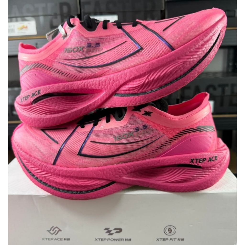 Xtep 160X3.5 Pro รองเท้าวิ่ง ไซส์ 41 /25.5 cm.