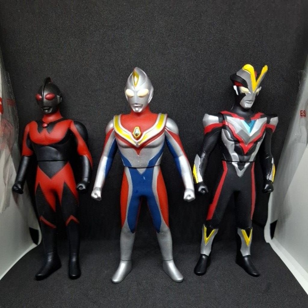 Spark Doll Ultraman  มือ2