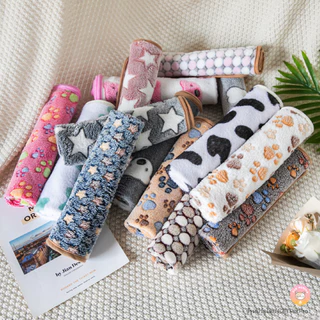 ผ้าห่มสัตว์เลี้ยง ที่นอนแมว ผ้ารองนอนสำหรับสัตว์เลี้ยง ผ้าห่มกำมะหยี่เนื้อนิ่มอุ่นสบาย J001