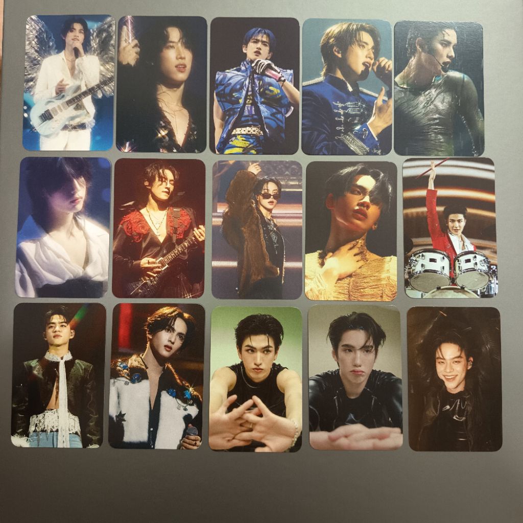 พร้อมส่ง การ์ด BUS BENEATH THE LIGHT PHOTOBOOK BECAUSE OF YOU I SHINE