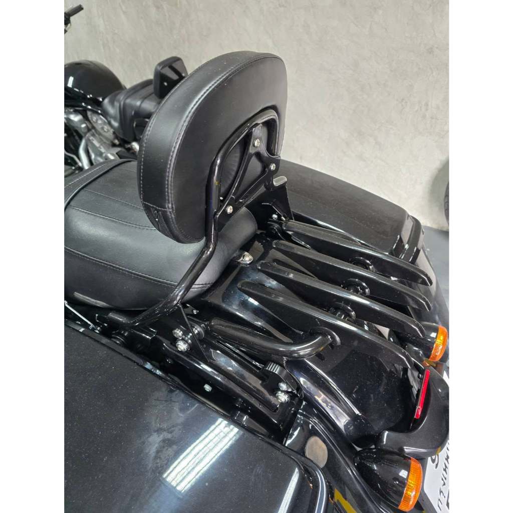พิงหลัง ใส่ HARLEY DAVIDSON TOURING 2009 - 2025 สีดำ
