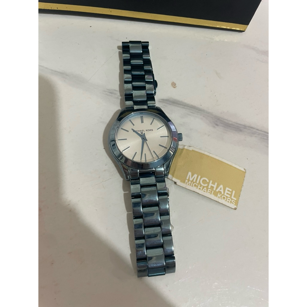 นาฬิกาผู้หญิงยี่ห้อMICHAELKORS