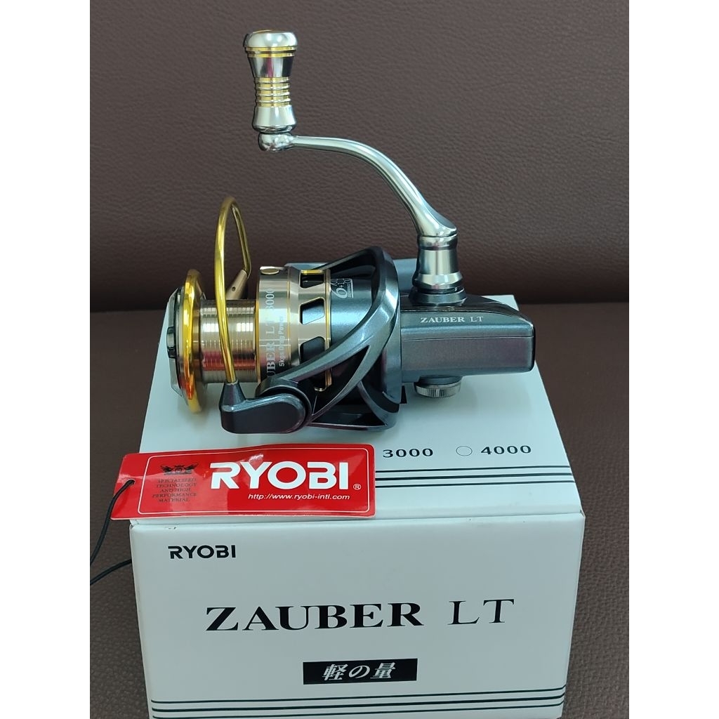 รอก RYOBI รุ่น ZAUBER LT 3000