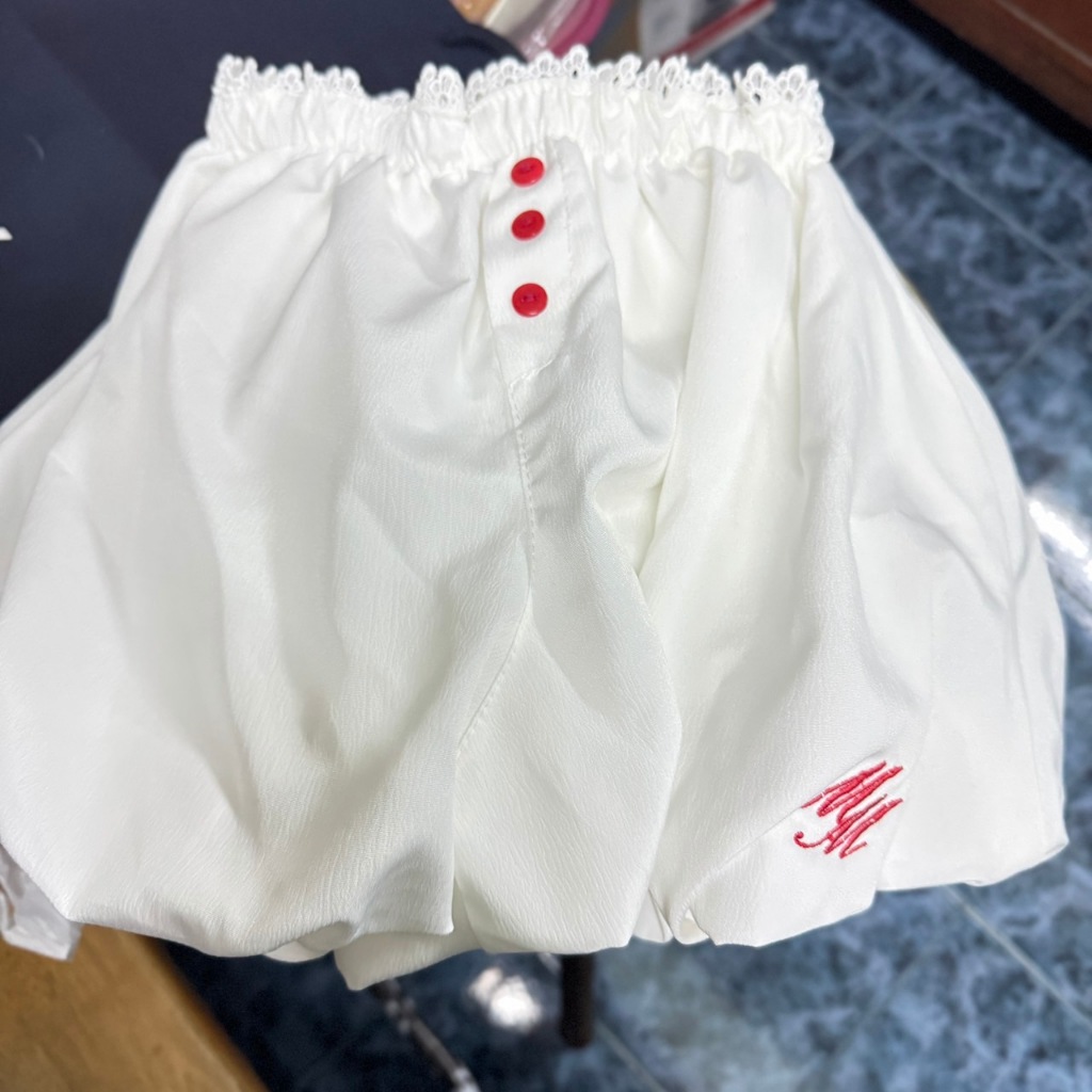 กางเกงบอลลูน น่ารัก ปุกปิกสุด ตามเทรนด์สุดดดด ไม่ผ่านการใช้งานเลยค่าาา