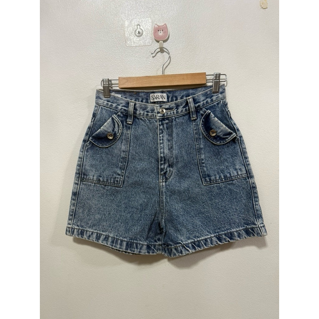 กางเกงยีนส์ขาสั้นแบรนด์saranแท้ ไซด์m มือสองสภาพดี