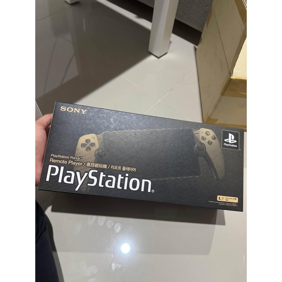 PlayStation Portal™ Remote Player – 30th Anniversary Limited Edition