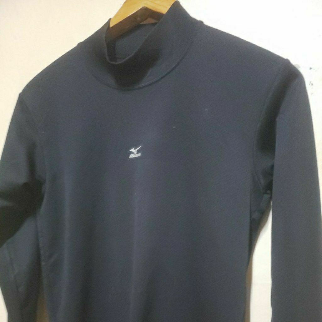 เสื้อยืดแขนยาวคอปีนโพลีเอสเตอร์ 100% ออกกำลังกาย Mizuno อก 34-36 ยาว 25 นิ้ว C096815