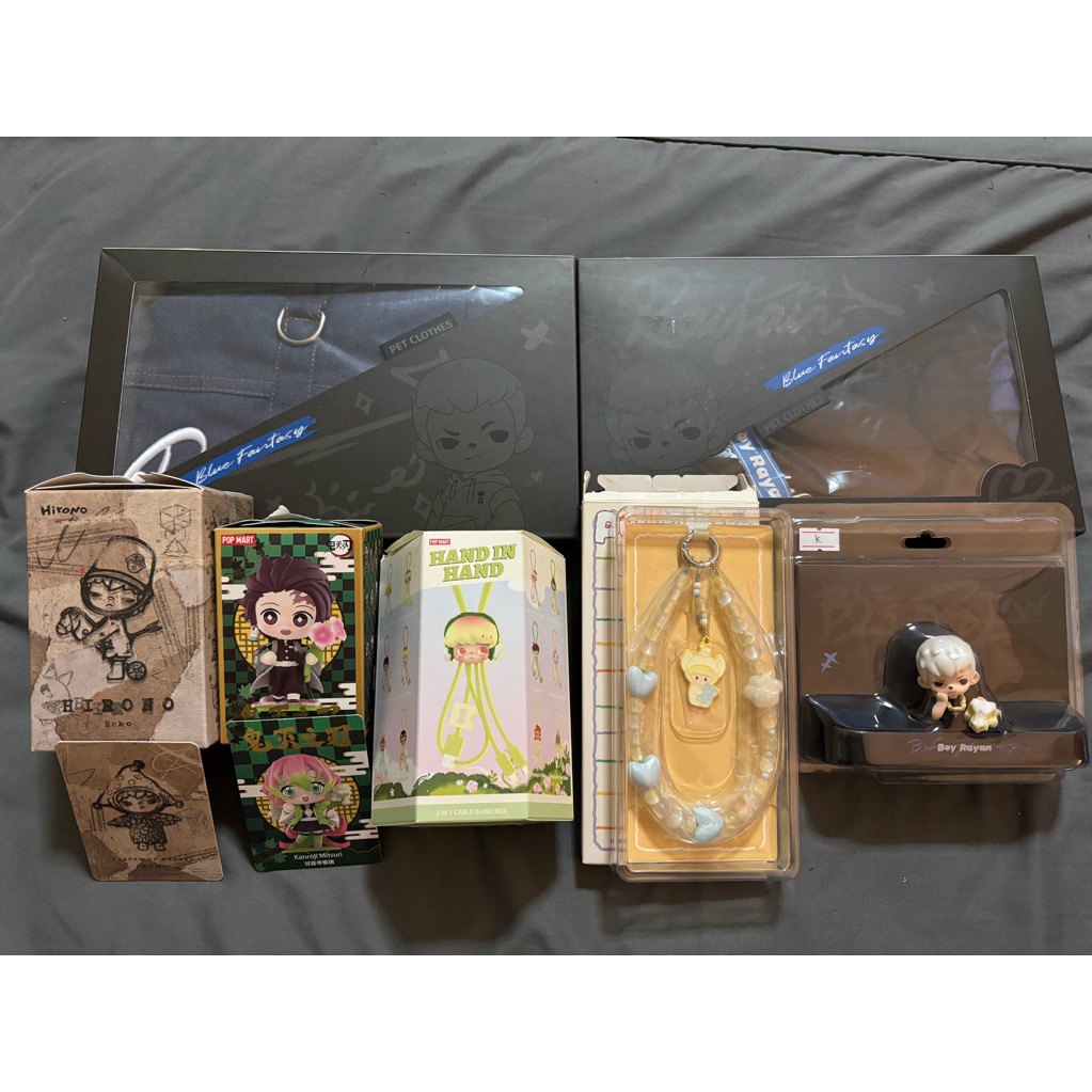 Blind box กล่องสุ่มเช็คการ์ด Pop mart / Boy Rayan