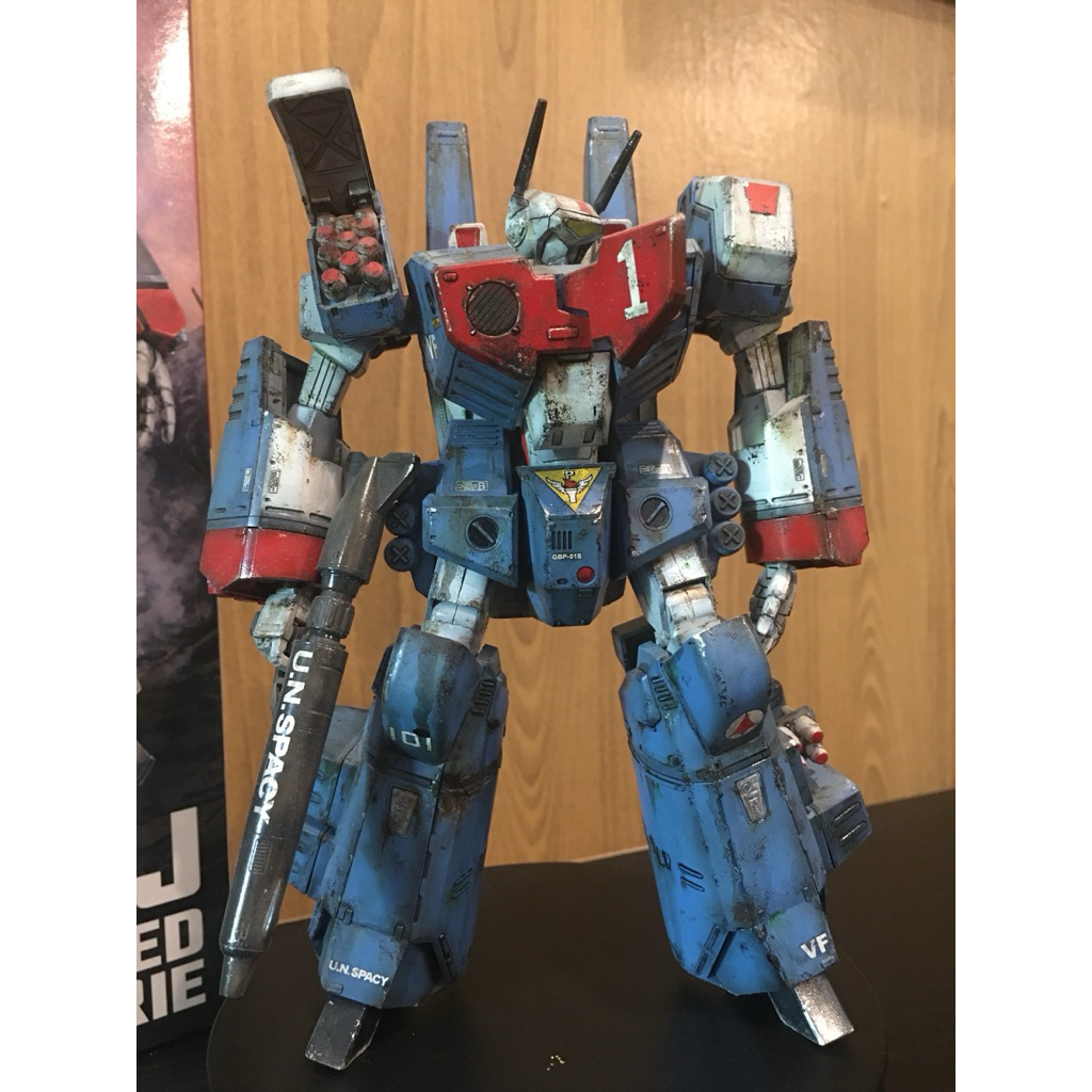macross vf1j  armored Valkyrie
