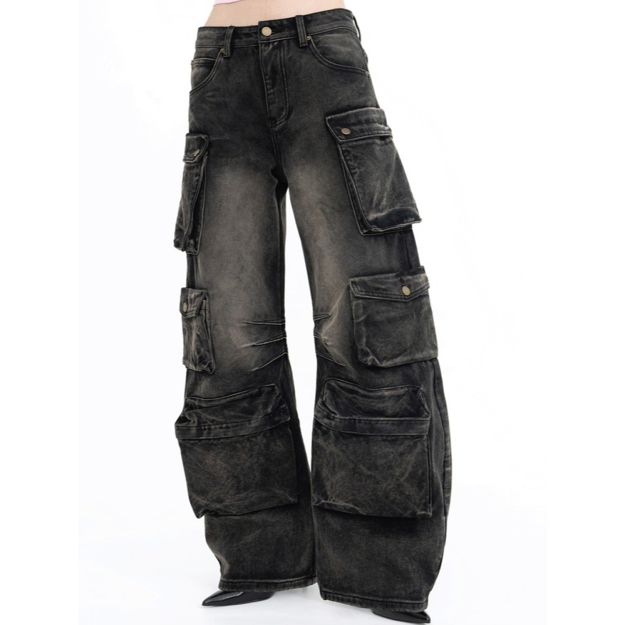 Pania Eva Denim cargo in Acid bleach black แพนญากางเกงยีนส์คาร์โก้สีดำฟอก