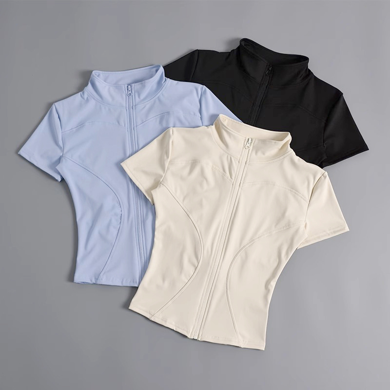 FitYoga เสื้อยืดแขนสั้นรัดรูปสตรี สำหรับวิ่งและเทรนนิ่ง มีซิปและคอตั้ง ใช้เป็นเสื้อแจ็กเก็ตออกกำลังกายได้ ราคา ถูกที่สุด ดีลบีเคเค แกลเลอรีภาพที่ 5