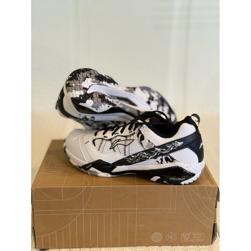 รองเท้าแบด lining invincible Ace หน้ากว้าง เบอร์11 (45) (แท้ 100% พร้อมส่ง !🇹🇭)