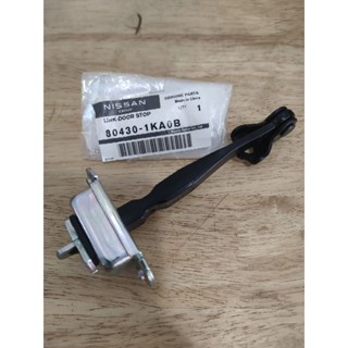 กันเลยประตูหน้า L-R  NISSAN JUKE HR16 แท้ NISSAN ต่อ 1 ข้าง