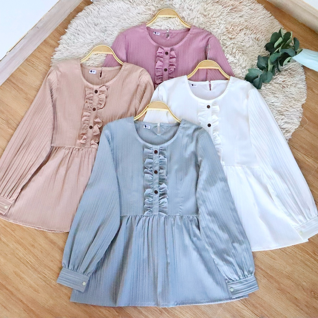A360 เสื้อระบายอก แต่งกระดุม /อก40
