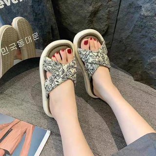 รองเท้าแตะใส่เที่ยว ทันสมัย พื้นนุ่ม เปิดนิ้ว สวมใส่สบาย เหมาะสำหรับใส่กลางแจ้งใส่เทียวสวยๆ พร้อมส่ง BB026