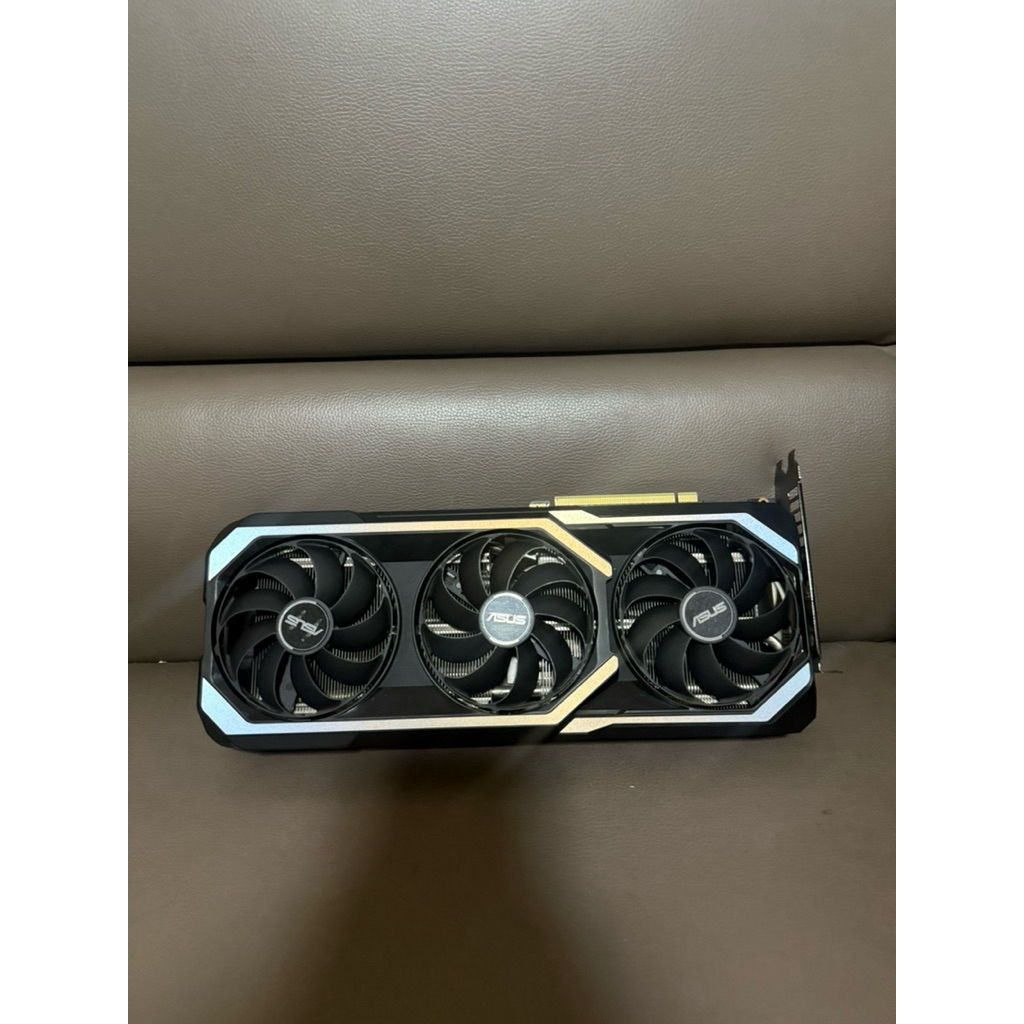 RTX 3060 Ti 8gb oc Asus Megalodon  เทส3dmark ผ่าน Furmark ผ่าน พอร์ตติดครบ