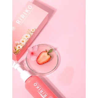 Ririko Feminine Micellar Wash Strawberry Blossom - ผลิตภัณฑ์ทำความสะอาดจุดซ่อนเร้น กลิ่นสตรอว์เบอร์รี่ ดอกซากุระ