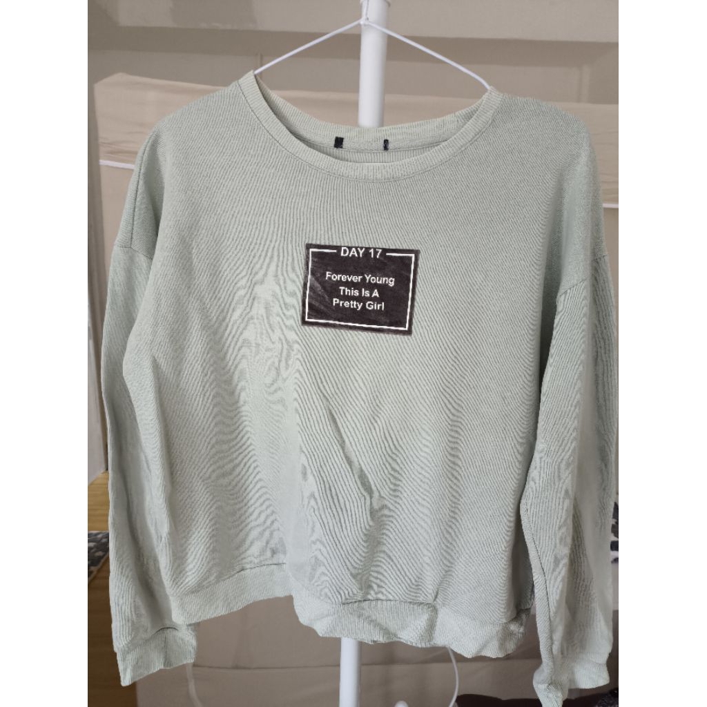 เสื้อแขนยาวมือสองไซส์M 50บาท