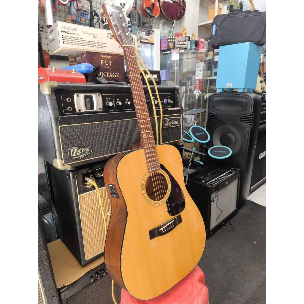 กีตาร์โปร่งไฟฟ้า Yamaha FG151b Japan