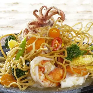 (ยกลัง10,20ห่อ) เส้นหมี่เหลือง ต้นไผ่ แม่สาย เส้นหมี่เจ เส้นหมี่อบแห้ง ข้าวซอย ราดหน้าหมี่กรอบ