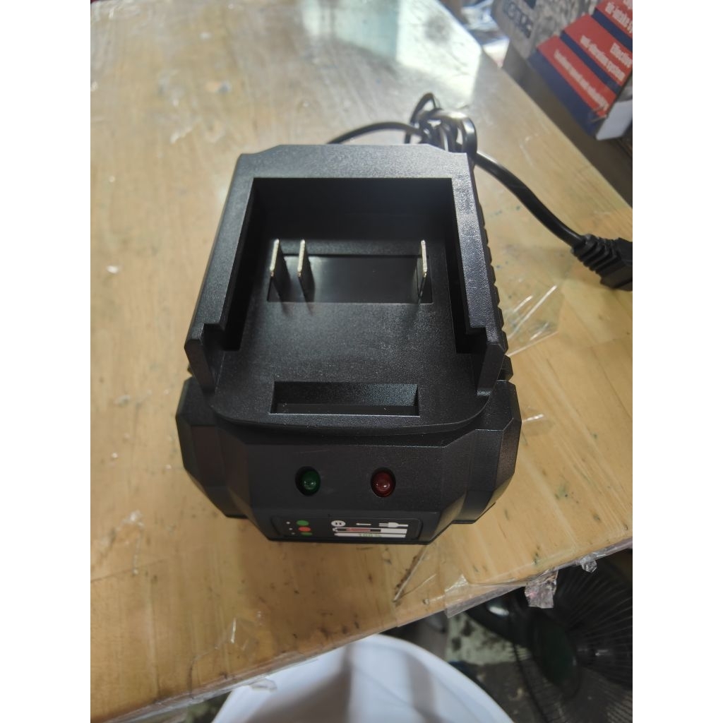 str แท่นชาร์จ แบต 717 750 760 ทุกรุ่น