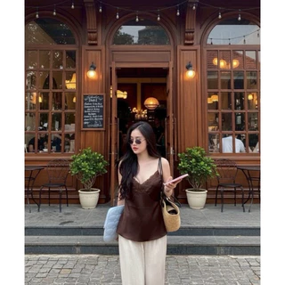 BY IRA(23276) Classy Top พร้อมส่ง เสื้อสายเดี่ยวผู้หญิง สีพื้น แต่งลูกไม้ เสื้องานผ้าซาติน งานคอวี (ไม่มีซับใน)