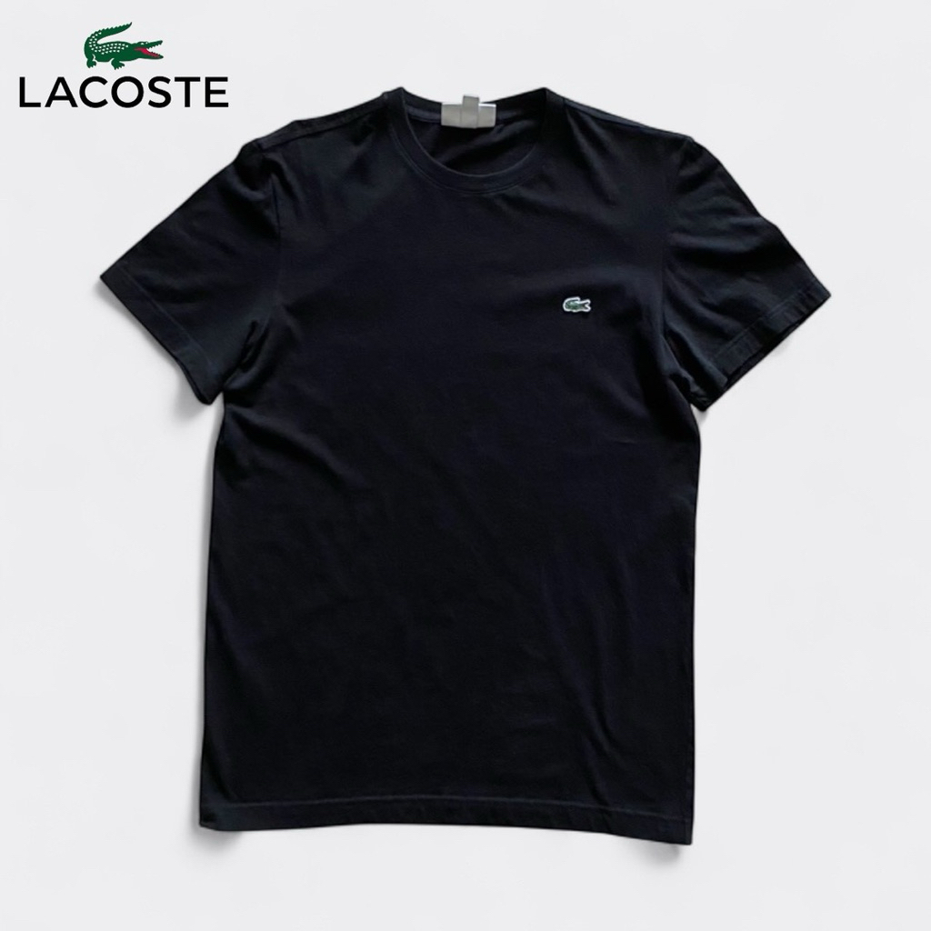 ส่งต่อเสื้อยืดคอกลม สีดำ แขนสั้น Lacoste ลิขสิทธิ์แท้ อก37/ยาว27 สภาพดี ไม่มีตำหนิ