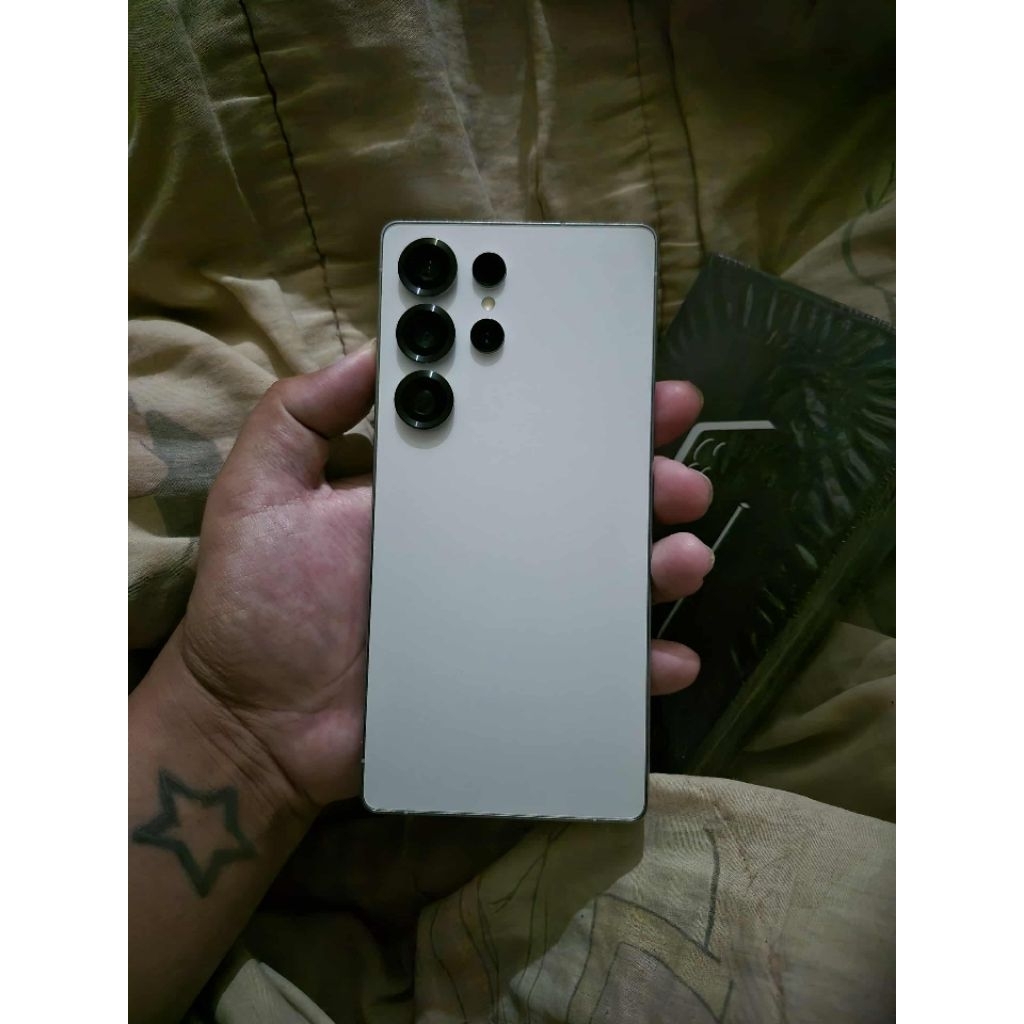 Samsung Galaxy S25 Ultra สภาพเหมือนมือ 1 สีขาว 12/256GB ประกันถึง 15/07/2026 🤍 ราคา 30,100 บาท 🤍