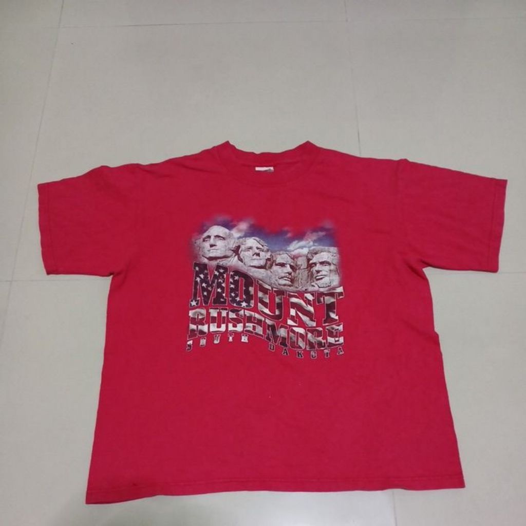 เสื้อAnvil มือสอง 🇺🇸  ลายMount Rushmore  Size M