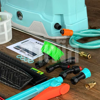 ถังพ่นยาแบตเตอรี่ลิเธียมปั๊มคู่ Nakita 20L แรงดันปั๊มสูงสุด 24 BAR แบตเตอรี่ 12V12Ah ก้านพ่นยาทองเหลือง หัวฉีดยา 5 หัว