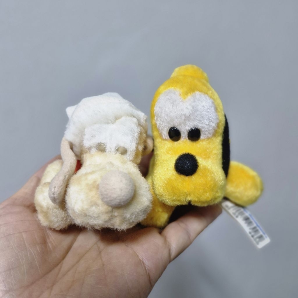 ตุ๊กตาหมาพลูโต Pluto Disney เข็ดกลัดหมาพลูโต พวงกุญแจหมาพลูโต
